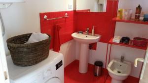 Charmantes Steinhaus mit Pool und Panoramablick