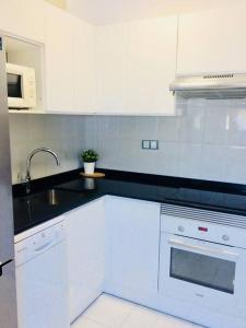 Apartamento con WIFI y piscina cerca del mar