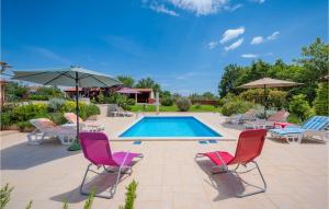 Stunning Home In Muntic