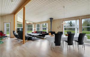 Holiday Home Sletten Hadsund Xii
