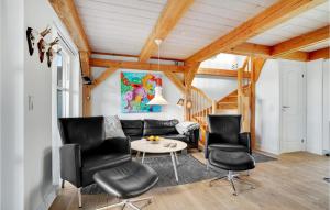 Two-Bedroom Holiday Home In Blavand