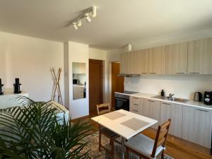Santomas apartments 
