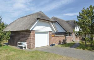 Three-Bedroom Holiday Home In Blavand