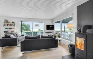 Amazing Home In Roslev With Wifi