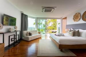 Villa Beyond-Namaste 16 Bedroom Fully Staffed Seaview Villa