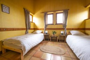 La Maison de lécolieu du Turc - Piscine partagée