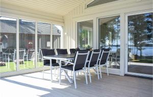 Awesome Home In Timmernabben With Wifi