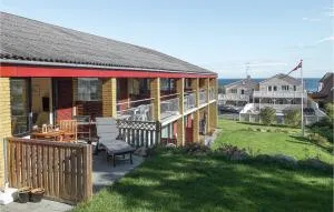 Nice Apartment In Allinge With Wifi - Sandkås