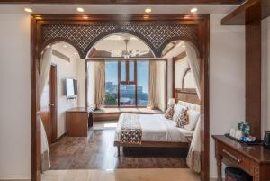 Lawrence Solitaire Resort, Mall road, Mussoorie