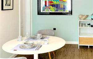 Nice Apartment In Mettmann With Wifi