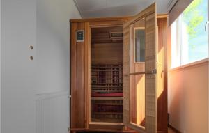 Nice Home In Heinkenszand With Sauna