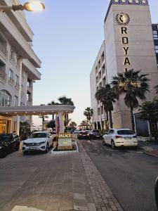 Premium ROYAL APARTMENT