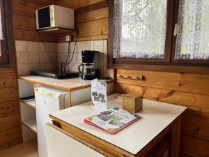 Campings Camping de Tauves : Chalet