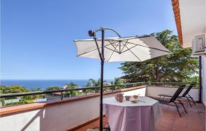 Lovely Home In Acicatena With Wifi