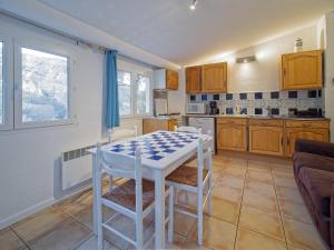 B&B / Chambres d'hotes B&B Villa Chante Coucou : Studio - Vue sur Montagne