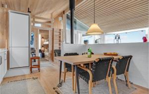 3 Bedroom Lovely Home In Knebel