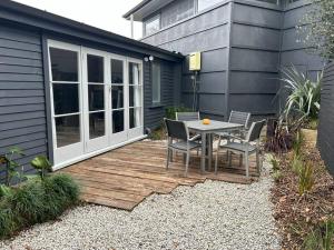 Studio on Oakview