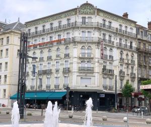 Hotels Campanile Grenoble Centre Gare : photos des chambres