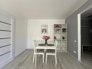 Home Sweet Home Self Check - in