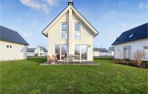 Nice Home In Ostseeresort Olpenitz