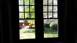 Petersons Armidale Winery and Guesthouse