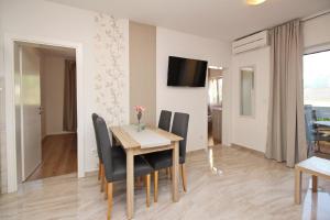 Tolles Appartement in Baška mit Eigenem Balkon