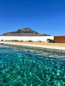 LAS DUNAS Cave House Holidays - Zújar