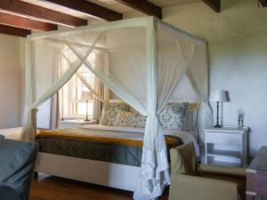 Belle Balance Bush Lodge