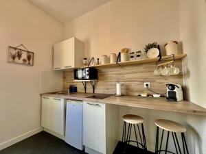 Appartements Studio tres calme rue Encombe Vineuse DABNB : photos des chambres