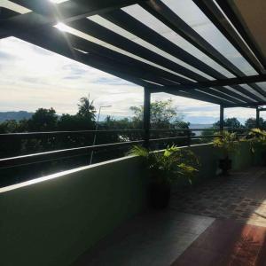 Ocean View Apartment-Near Blood Compact Shrine