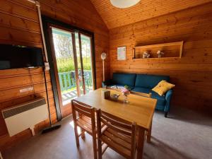 Campings Camping du Lac de Saint-Pardoux : photos des chambres