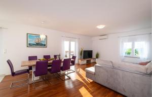 3 Bedroom Amazing Home In Krusevo 