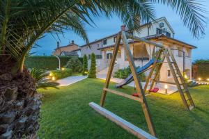 Villa Anabel bei Porec mit Pool, Jacuzzi und Sauna 