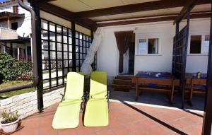 Appartement in Zambratija mit Schöner Terrasse