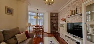 Jasjosé Begoña - Frente al Parque de Begoña - VUT-671-AS - Gijón