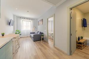 Apartment 25 with free parking and pool