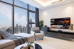 SmartStay at Paramount Tower - Sea and Downtown Views - Infinity Pool - Modern Luxury Residences