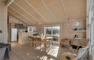 2 Bedroom Gorgeous Home In Føllenslev