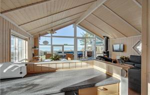 2 Bedroom Gorgeous Home In Føllenslev