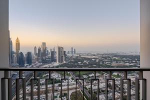 Elegant 1BR Premium Apartment Near Dubai Mall