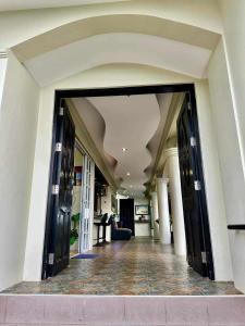 Avana Hills Tagaytay Villa