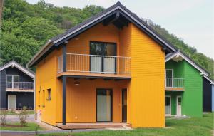Four-Bedroom Holiday Home room in Ferienhausdorf Thale