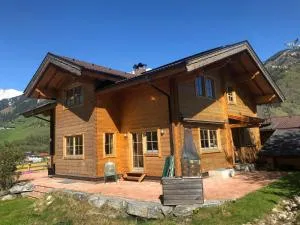 Wunderschönes Ferienhaus in Vorstanddorf mit Grill, Garten und Terrasse - Bucheben