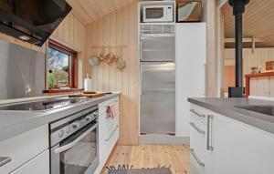 Amazing Home In Spøttrup With Kitchen