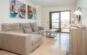 2 Bedroom Gorgeous Apartment In Manilva