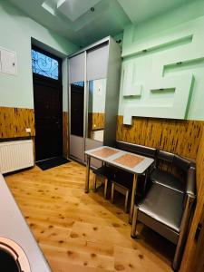 Iren Politech apartment