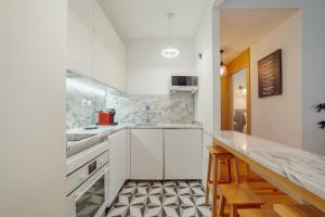 Downtown Charming by Vacationy