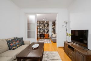 1BD flat with Desk on Russian Monument Square by Flat Mаnager