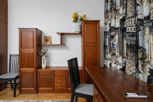 1BD flat with Desk on Russian Monument Square by Flat Mаnager