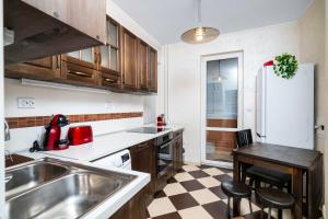 1BD flat with Desk on Russian Monument Square by Flat Mаnager